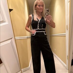 Cute Jumpsuit Black and whote